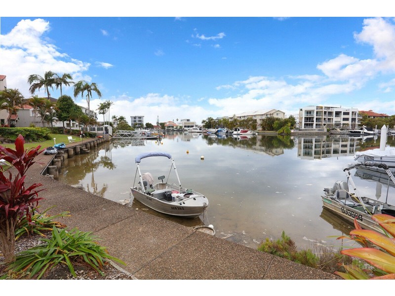 25/22 Jennifer Avenue, Runaway Bay QLD 4216