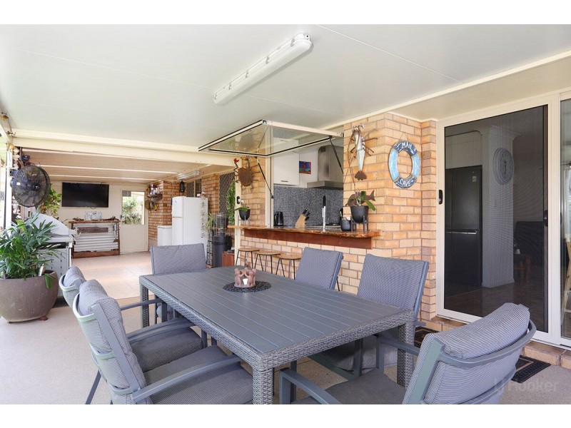 2/15 Trevor Drive, Coombabah QLD 4216