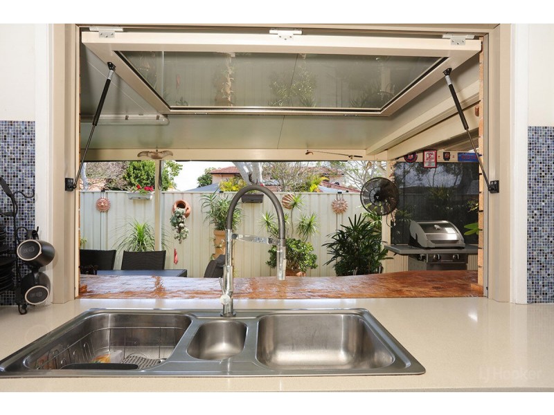 2/15 Trevor Drive, Coombabah QLD 4216