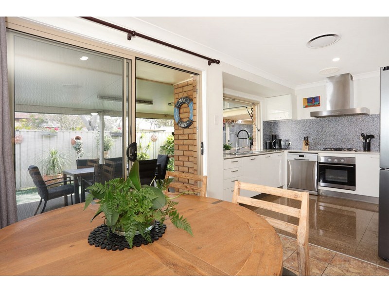 2/15 Trevor Drive, Coombabah QLD 4216