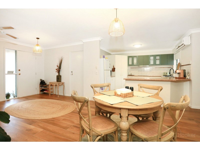 2/102 Greenacre Drive, Parkwood QLD 4214