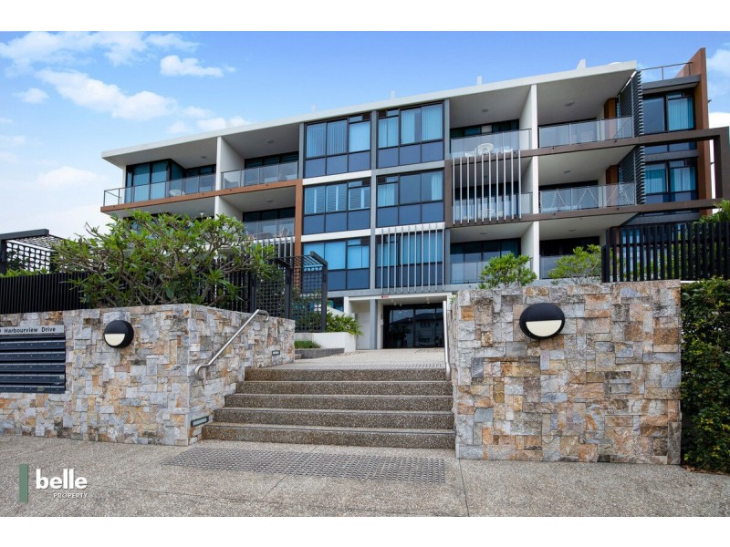 5215 Harbourview Drive, Hope Island QLD 4212