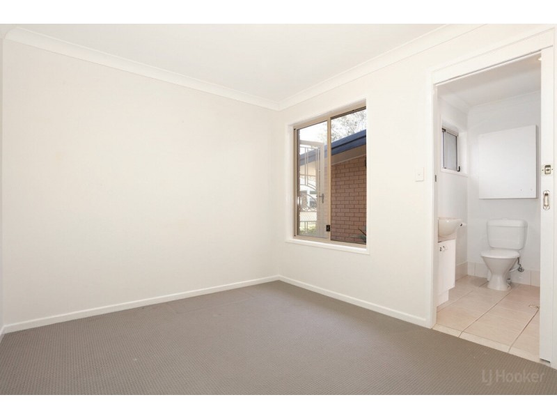 2/51 Errol Avenue, Paradise Point QLD 4216