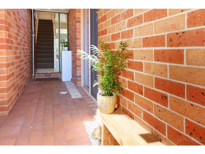 51/75 Brown Street, Labrador QLD 4215