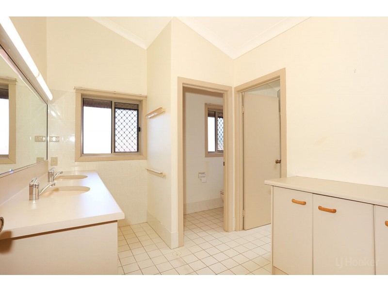 73 Columbus Drive, Hollywell QLD 4216