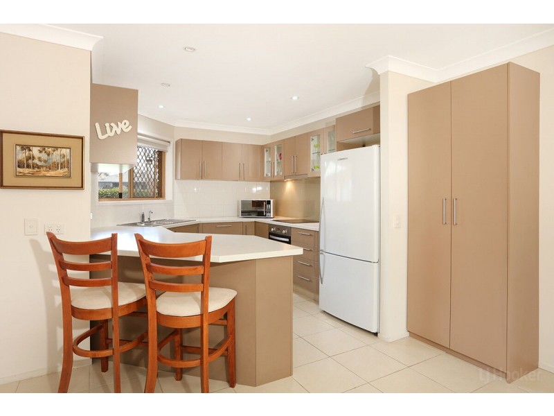 21/284 Oxley Drive, Coombabah QLD 4216