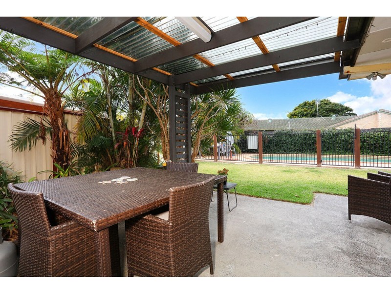 4 Ballard Place, Coombabah QLD 4216