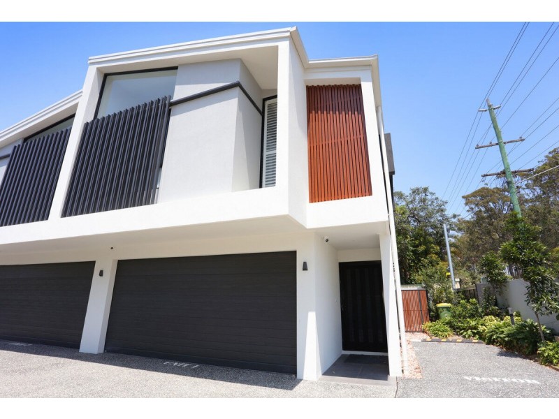 1/451 Pine Ridge Road, Runaway Bay QLD 4216