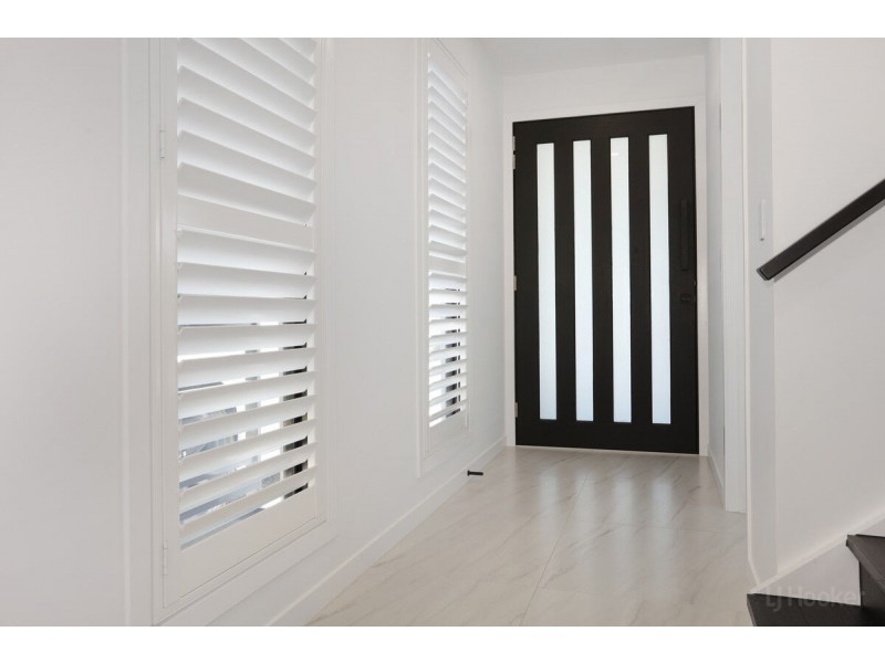 1/451 Pine Ridge Road, Runaway Bay QLD 4216