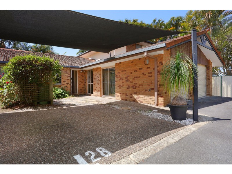 28/461 Pine Ridge Road, Runaway Bay QLD 4216