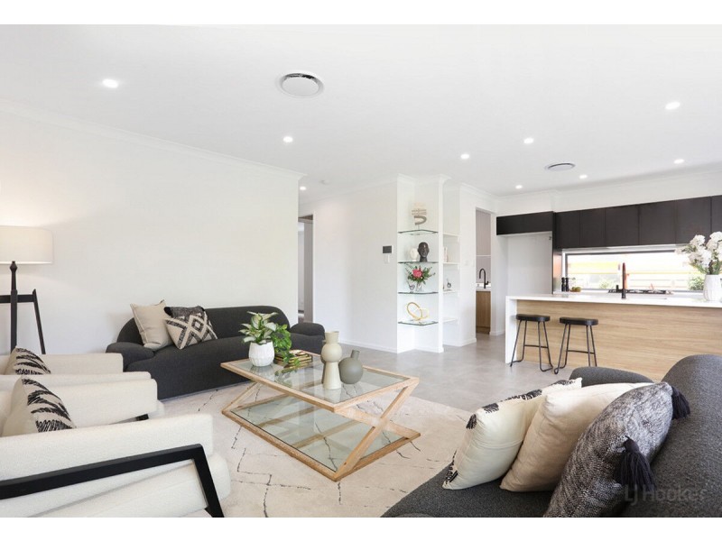 15 Riverina Court, Nerang QLD 4211