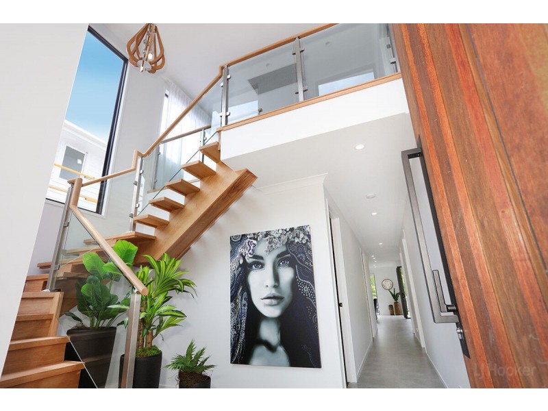 15 Riverina Court, Nerang QLD 4211