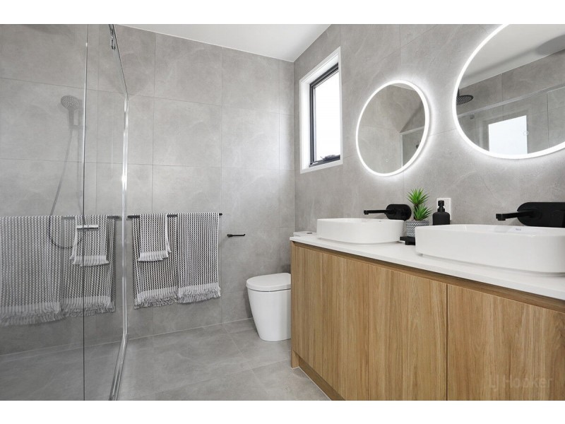 15 Riverina Court, Nerang QLD 4211