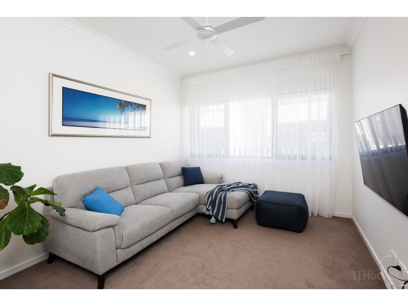 29/1 Lyra Avenue, Hope Island QLD 4212