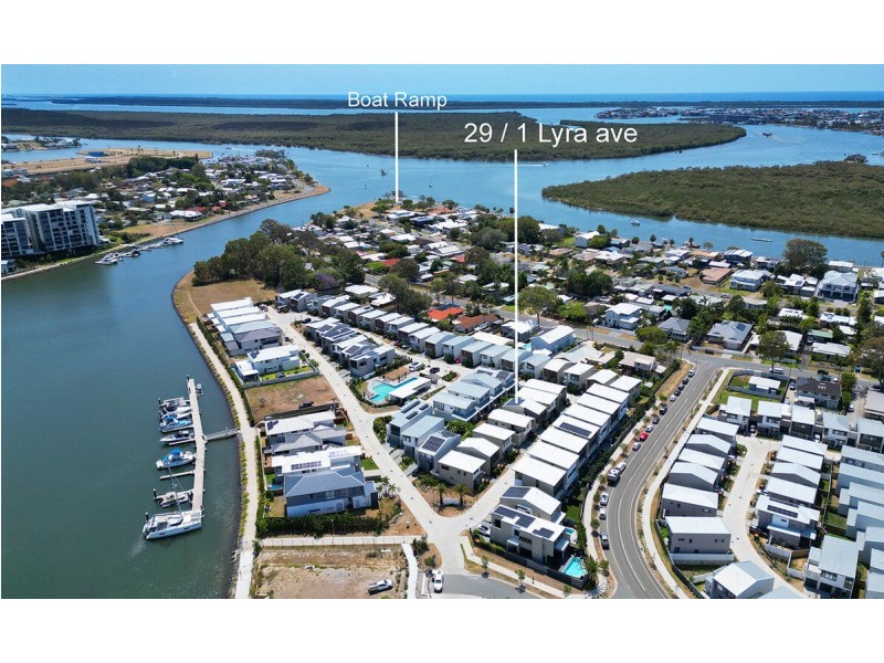 29/1 Lyra Avenue, Hope Island QLD 4212