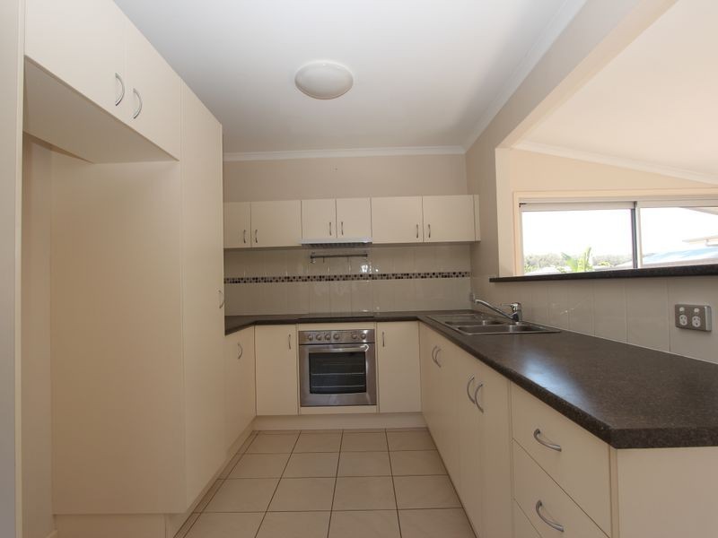 210 Oxley Drive, Coombabah QLD 4216