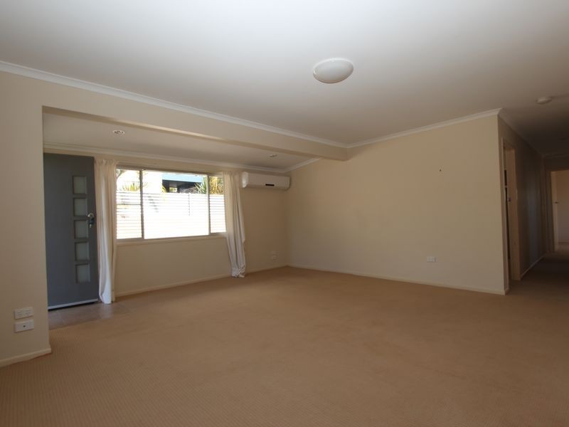 210 Oxley Drive, Coombabah QLD 4216