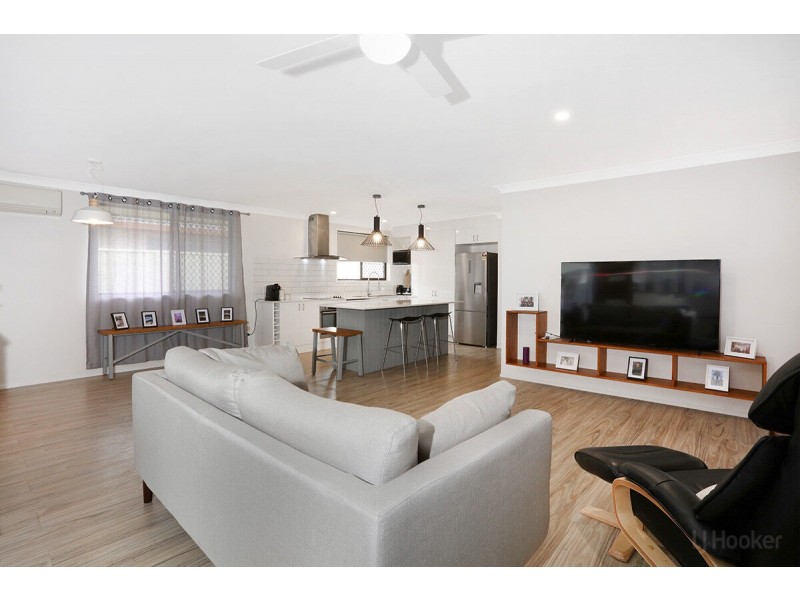 54 Nalkari Street, Coombabah QLD 4216