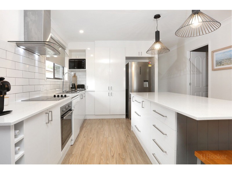 54 Nalkari Street, Coombabah QLD 4216