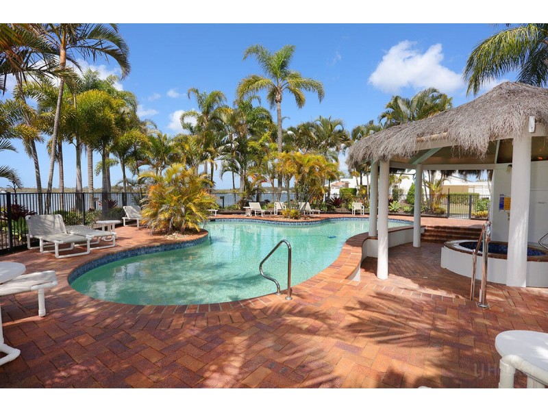 15/81-91 Boykambil The Esplanade North, Hope Island QLD 4212