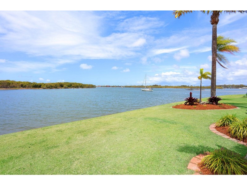 15/81-91 Boykambil The Esplanade North, Hope Island QLD 4212
