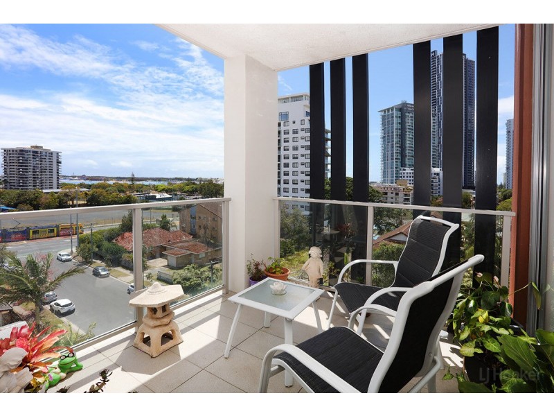 29/22-24 Lather Street, Southport QLD 4215