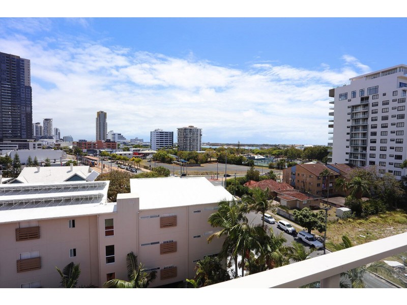 29/22-24 Lather Street, Southport QLD 4215