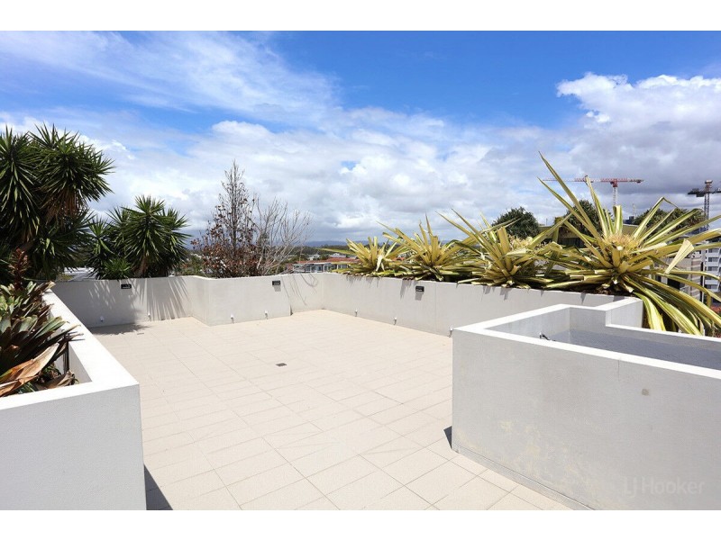 29/22-24 Lather Street, Southport QLD 4215