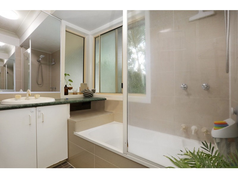 79/125 Hansford Road, Coombabah QLD 4216