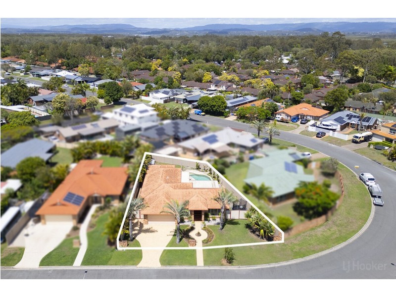 36 Wendoree Way, Coombabah QLD 4216