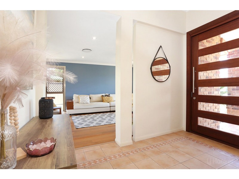 36 Wendoree Way, Coombabah QLD 4216