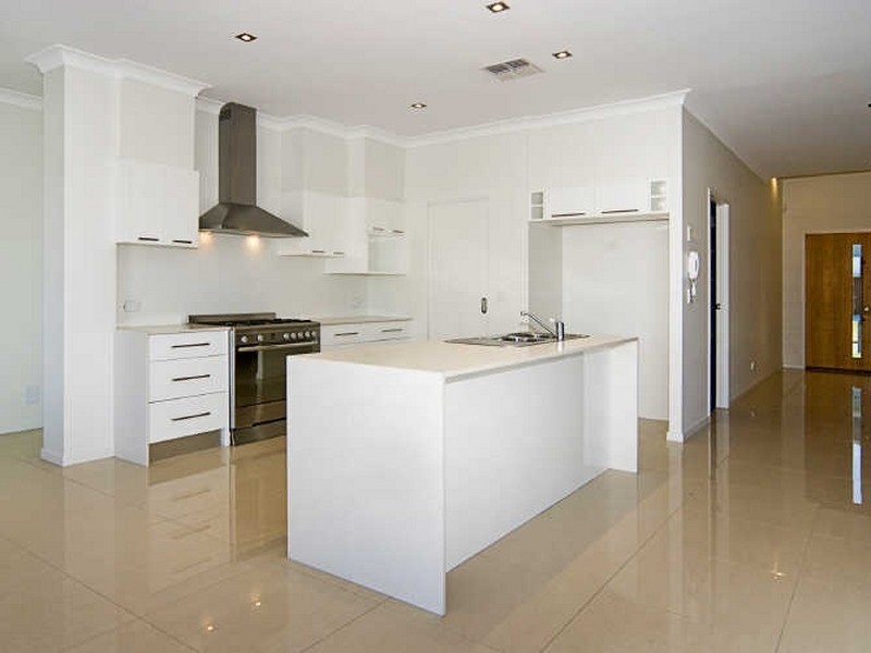 20 Quayside Drive, Helensvale QLD 4212