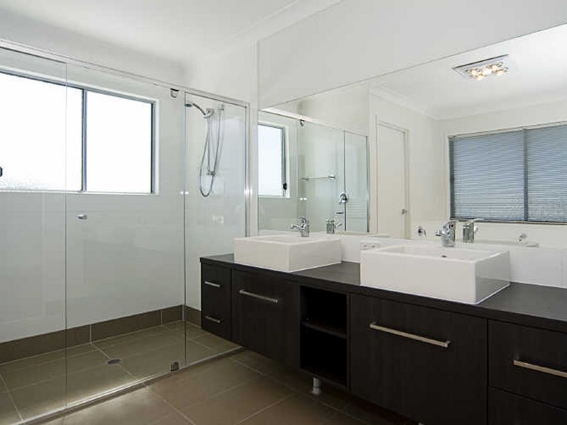 20 Quayside Drive, Helensvale QLD 4212