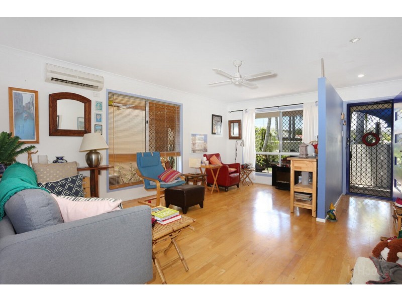 12 Bernini Drive, Coombabah QLD 4216