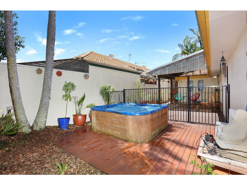 12 Bernini Drive, Coombabah QLD 4216