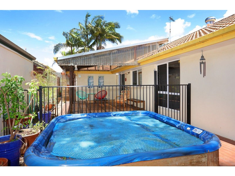 12 Bernini Drive, Coombabah QLD 4216