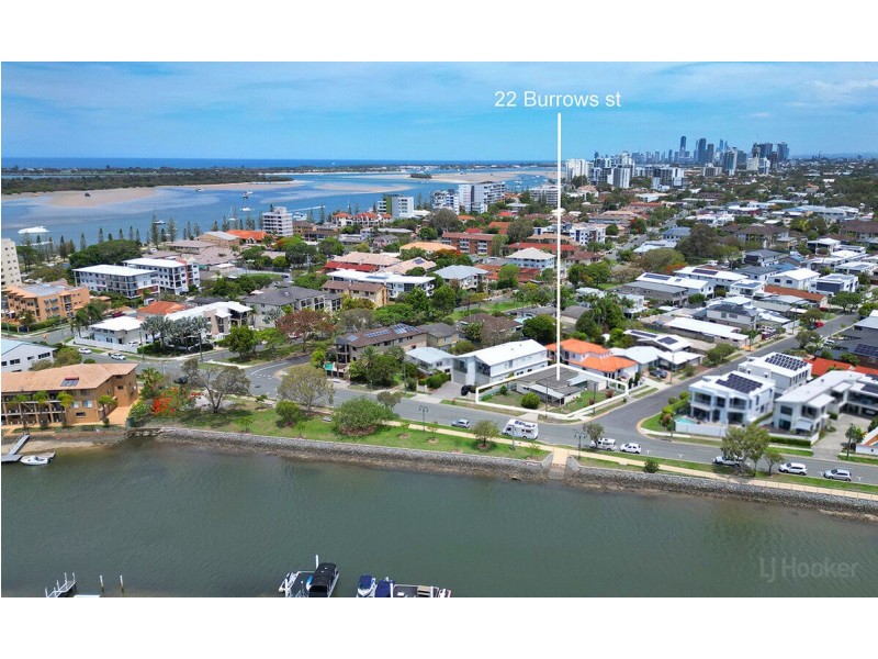 22 Burrows Street, Biggera Waters QLD 4216