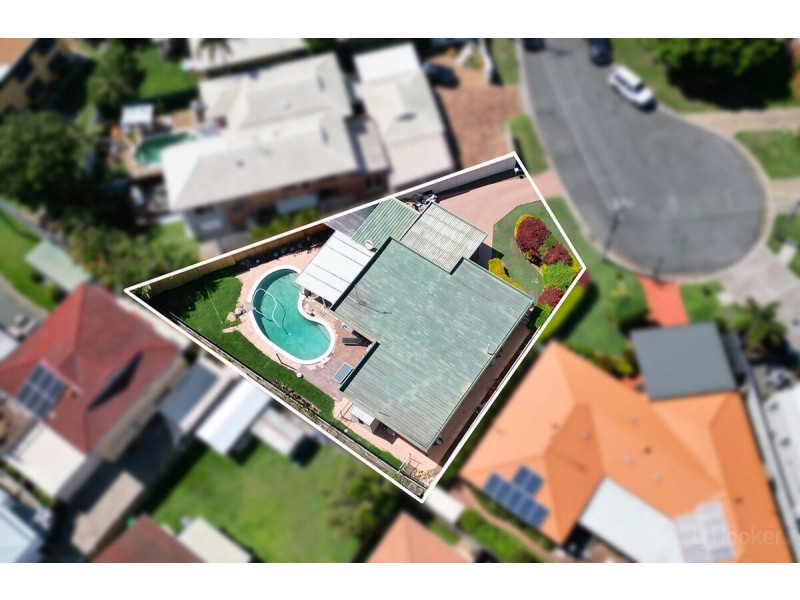 11 Topaz Court, Hollywell QLD 4216