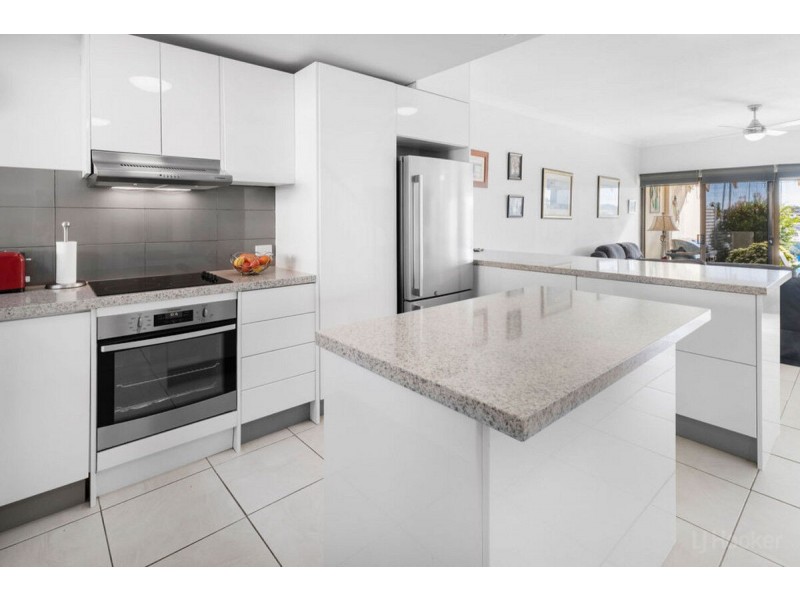 38/81 Boykambil Esplanade, Hope Island QLD 4212