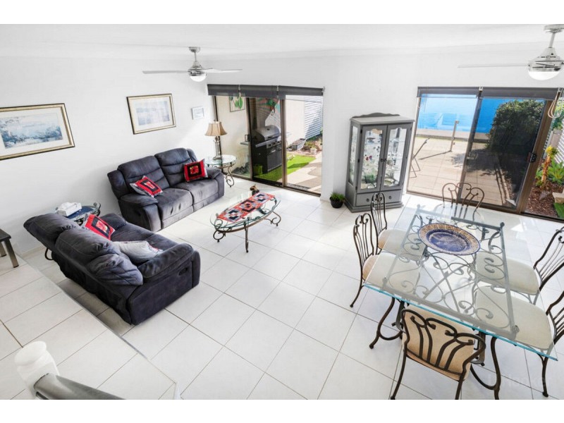 38/81 Boykambil Esplanade, Hope Island QLD 4212