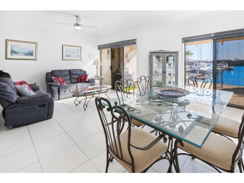 38/81 Boykambil Esplanade, Hope Island QLD 4212