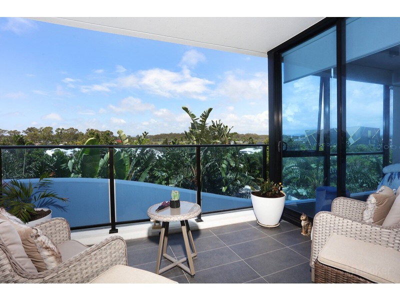 5310/5 Harbour Side Court, Biggera Waters QLD 4216