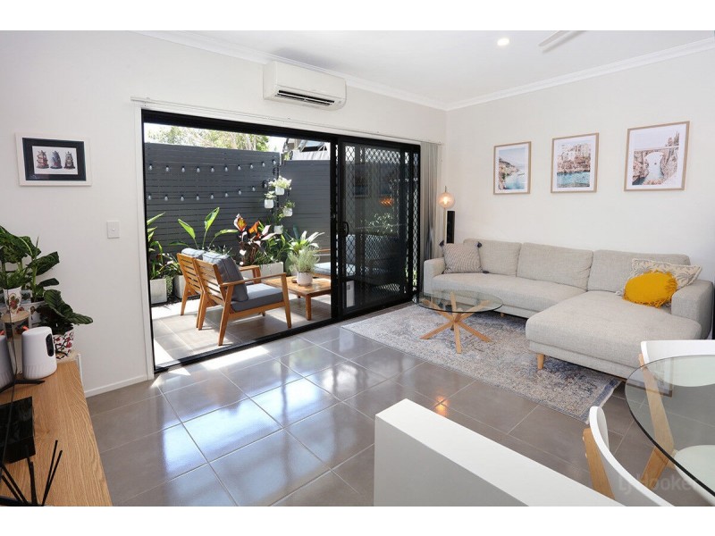 17/460-462 Pine Ridge Road, Coombabah QLD 4216