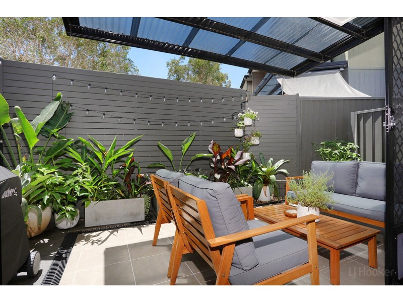 17/460-462 Pine Ridge Road, Coombabah QLD 4216