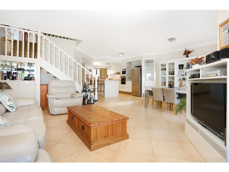 8/81-91 Boykambil Esplanade North, Hope Island QLD 4212