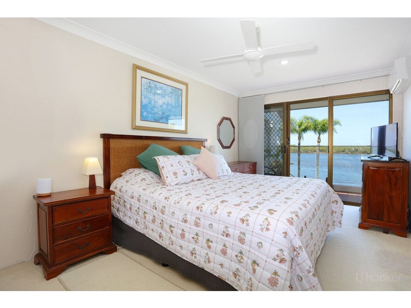 8/81-91 Boykambil Esplanade North, Hope Island QLD 4212