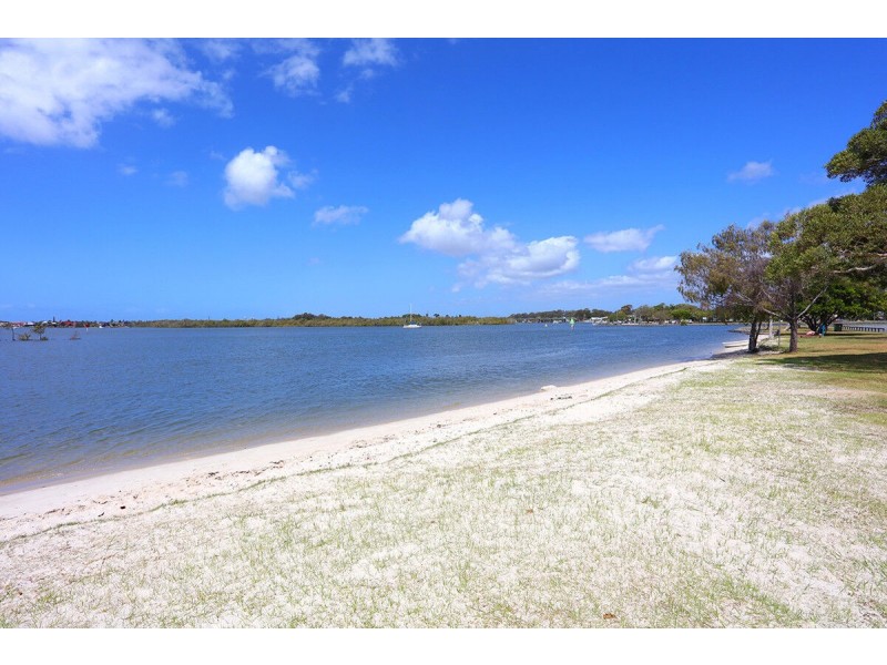 8/81-91 Boykambil Esplanade North, Hope Island QLD 4212