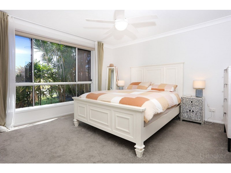 52 Gooding Drive, Coombabah QLD 4216