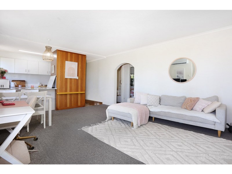 11/490 Marine Parade, Biggera Waters QLD 4216