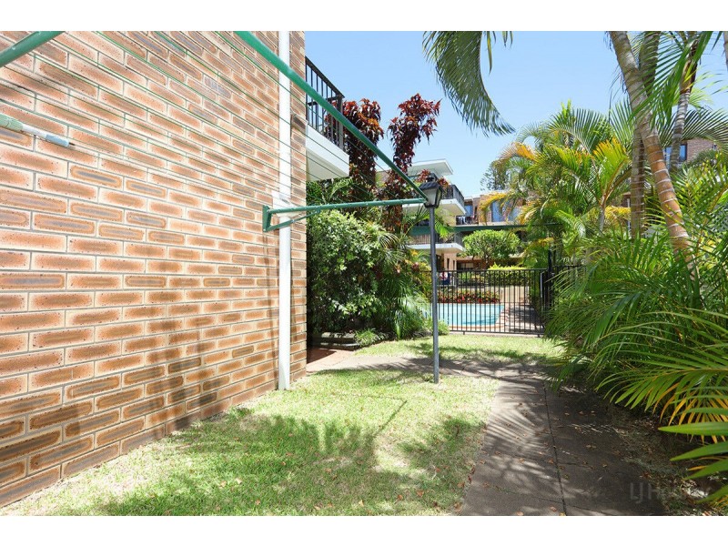 11/490 Marine Parade, Biggera Waters QLD 4216